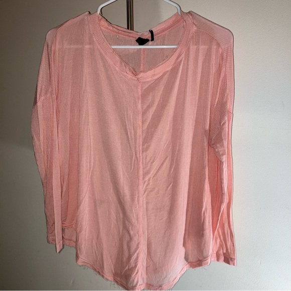 5/$20 Urban Outfitters Out From Under distressed oversized pink long sleeve S - Picture 9 of 16